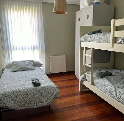 דירה Playa De Berria -apartamento Con Piscina Y Vistas Al Mar