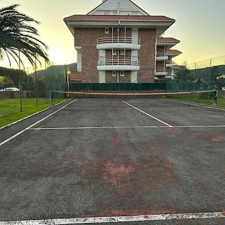 Apartament Playa De Berria -apartamento Con Piscina Y Vistas Al Mar Santoña